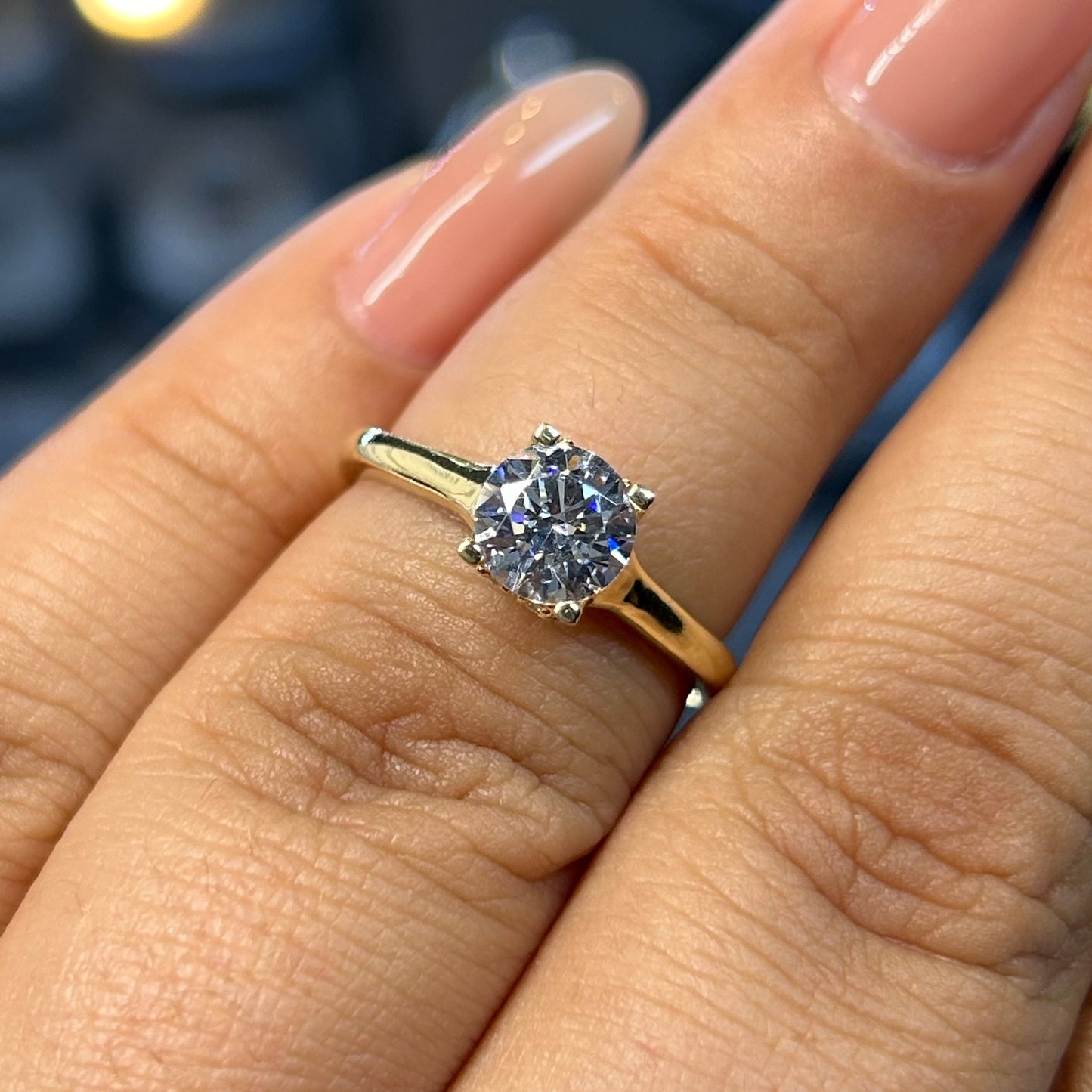 Anillo de compromiso en oro