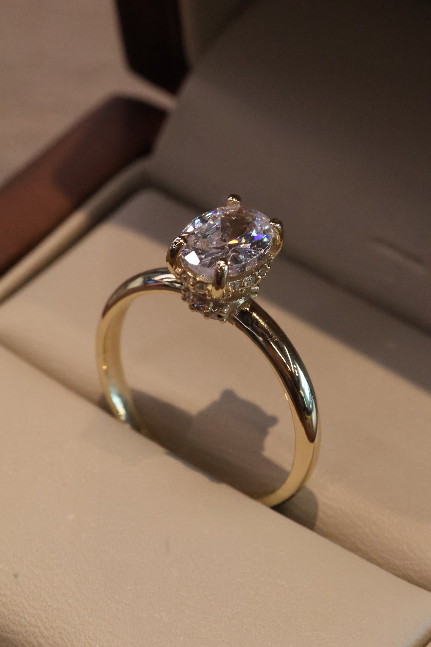 Anillo de compromiso en oro