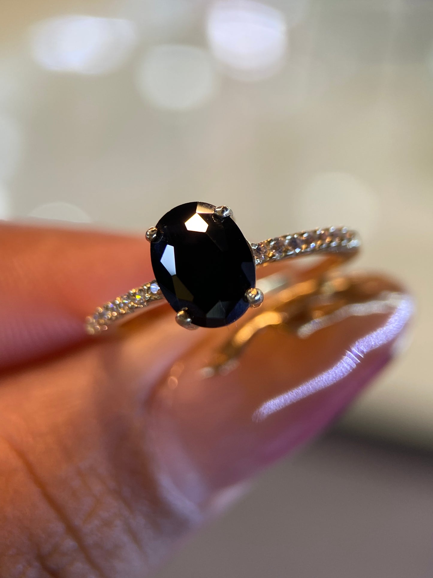 Anillo de compromiso en oro