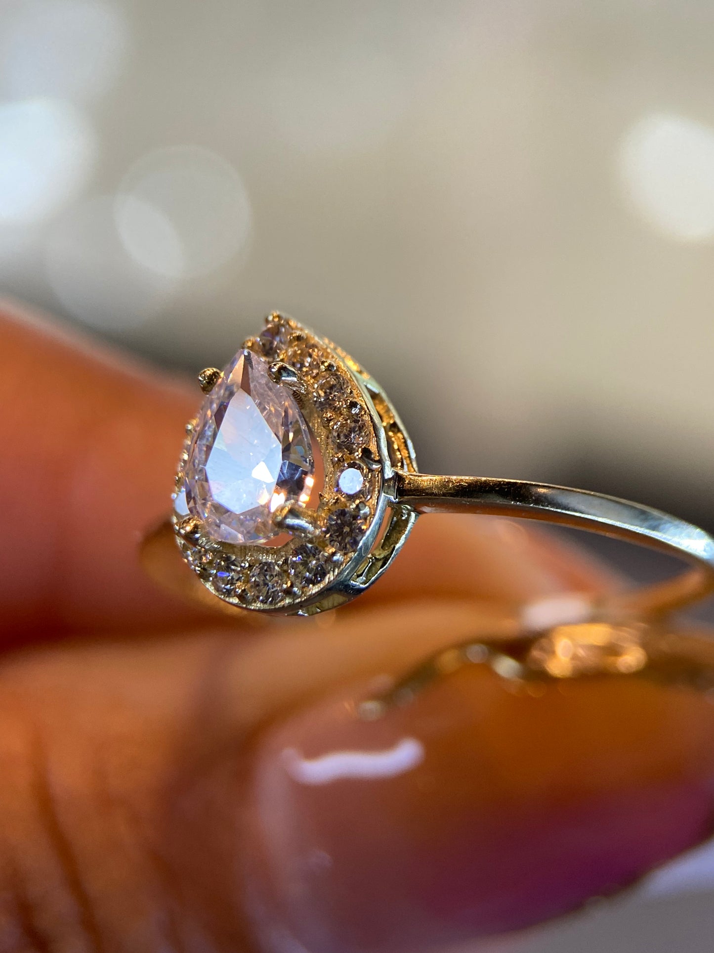 Anillo de compromiso en oro