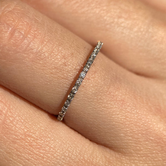 Media Churumbela Clio  en Oro Blanco de 14k con Diamantes .12 cts Mod: OF1690