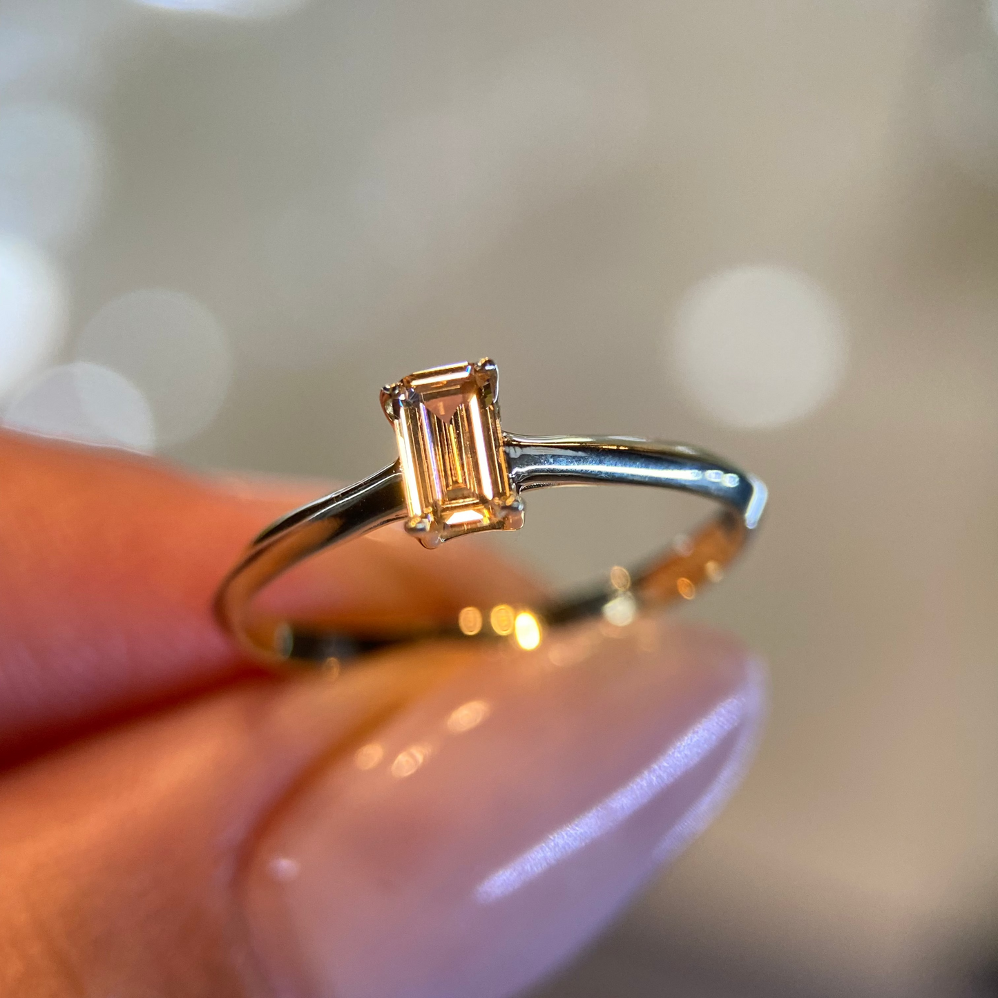 Anillo de compromiso en oro