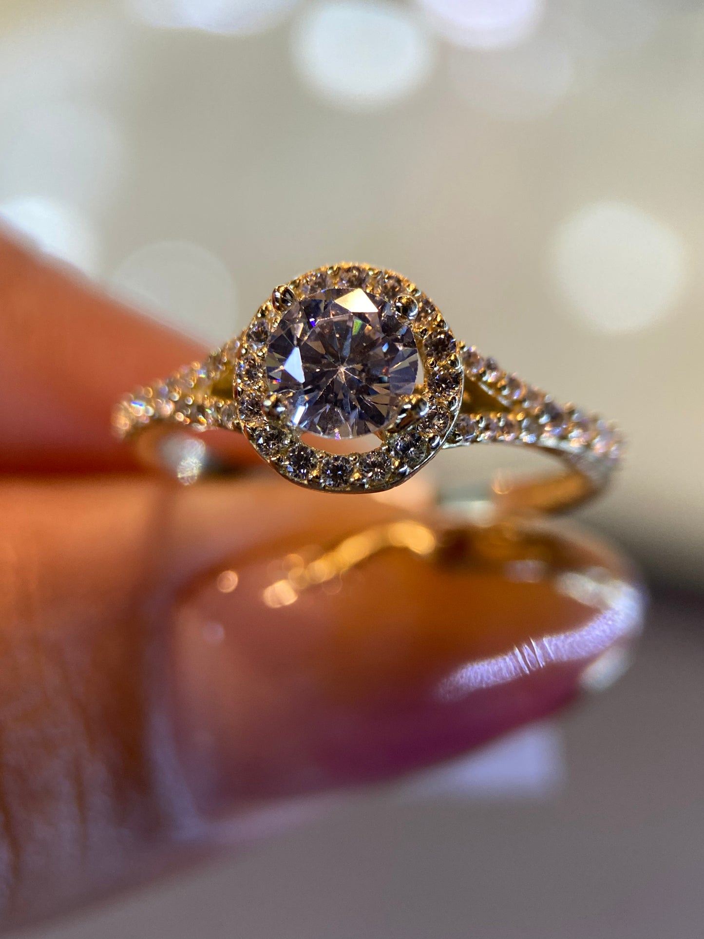 Anillo de compromiso en oro
