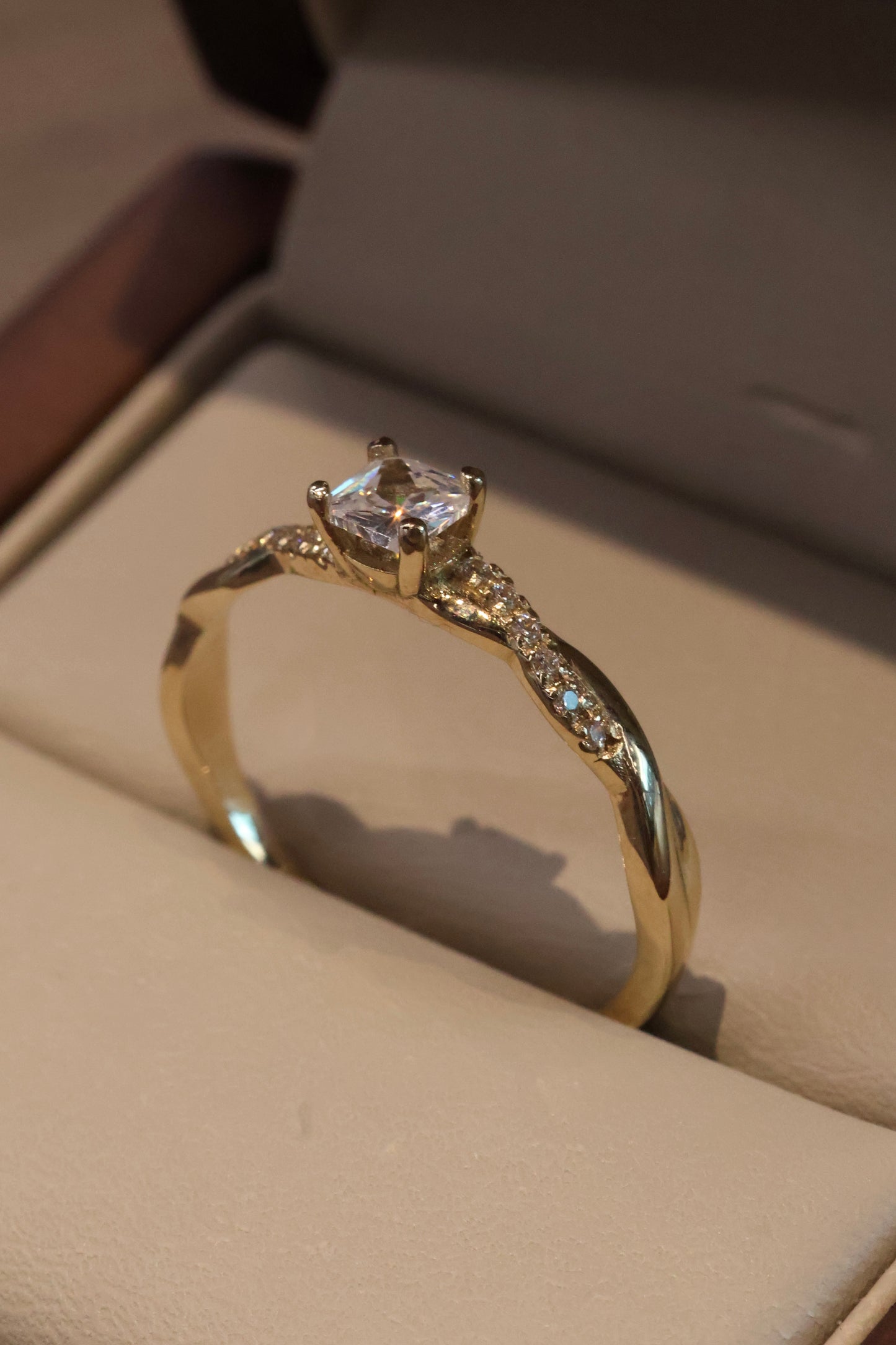 Anillo Merly en Oro Amarillo 14k