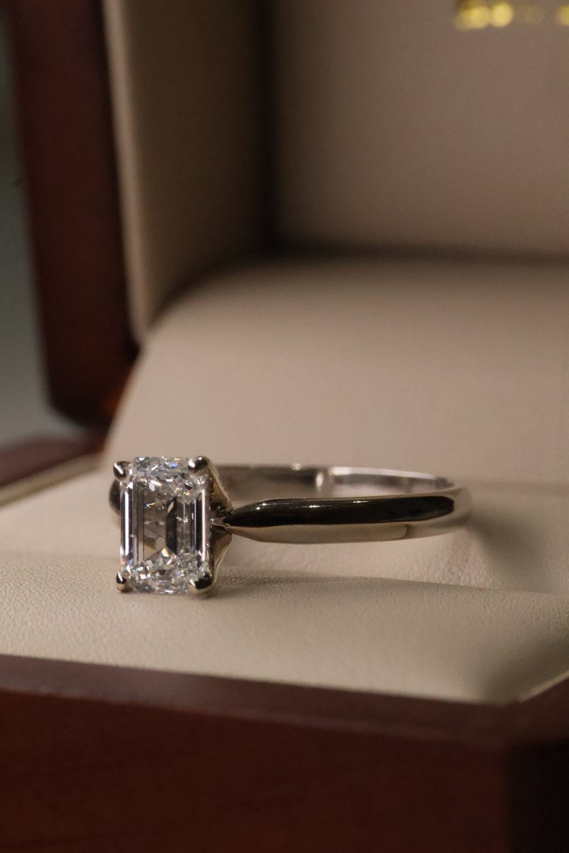 Anillo Aria solitario en Oro Blanco 14k con Diamante Laboratorio 1.03ct Mod.15898 - Mouty Joyería
