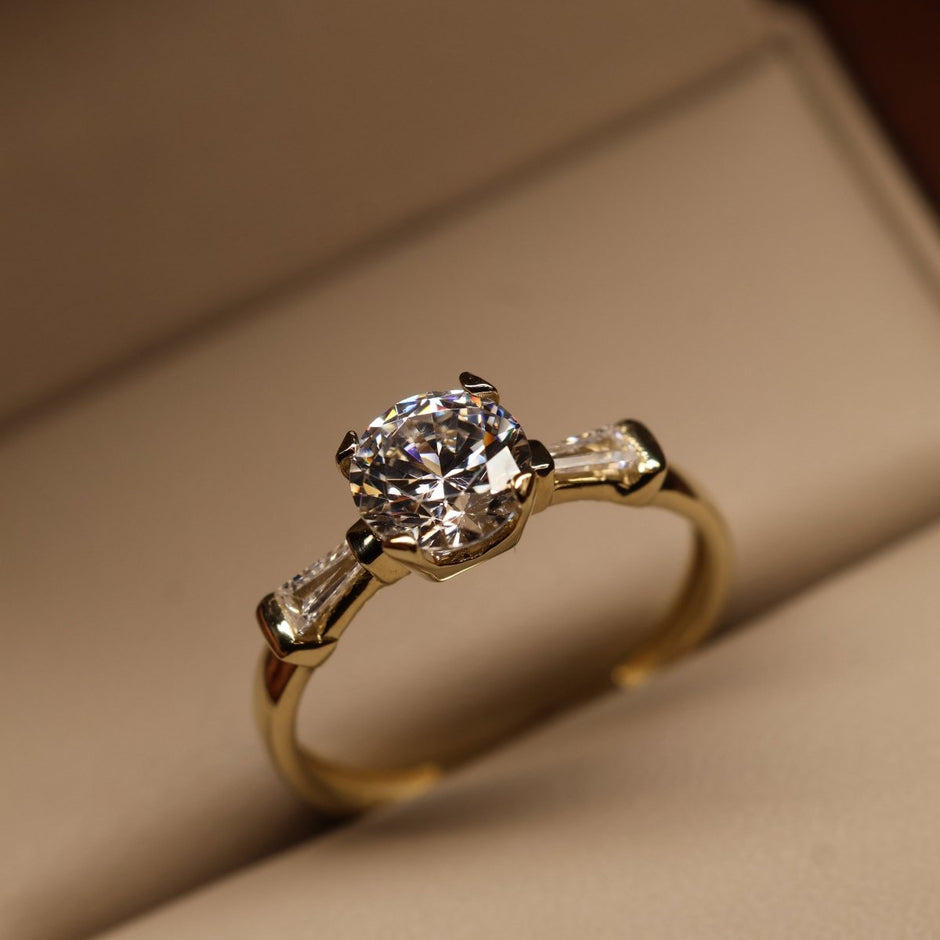 Anillo Azalea en Oro 1.00 ct - Mouty Joyería