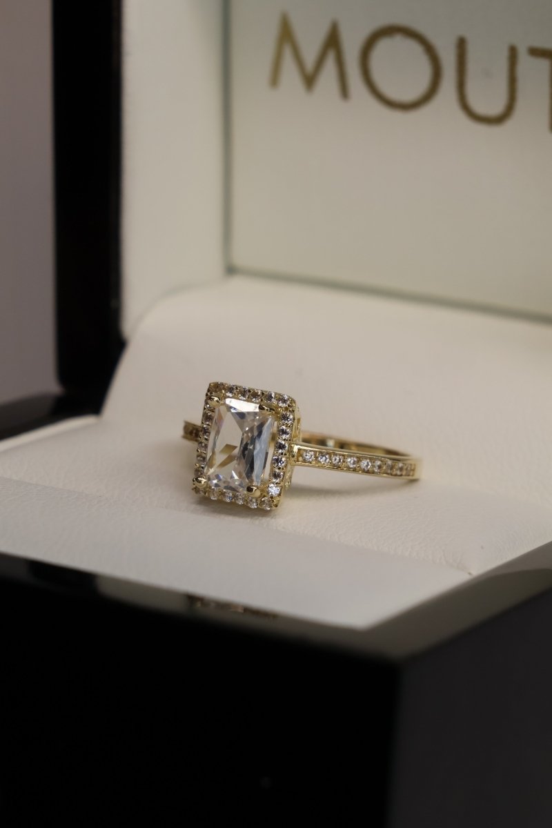 Anillo en Oro Amarillo 10k con Circonia Mod.15961 - Mouty Joyería