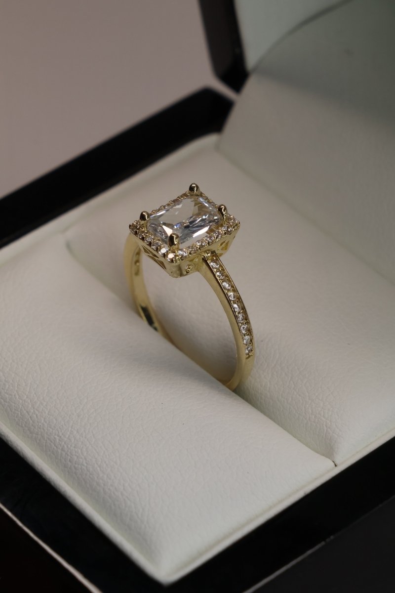 Anillo en Oro Amarillo 10k con Circonia Mod.15961 - Mouty Joyería