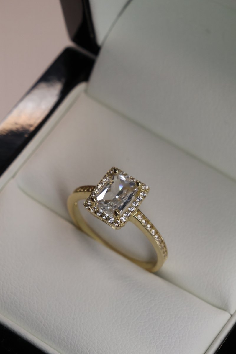 Anillo en Oro Amarillo 10k con Circonia Mod.15961 - Mouty Joyería