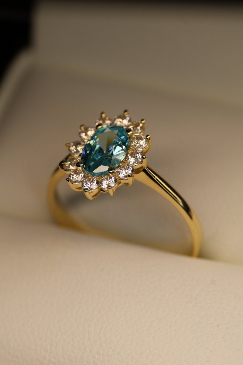 Anillo en Oro Amarillo 14k con Circonia Mod.15913 - Mouty Joyería