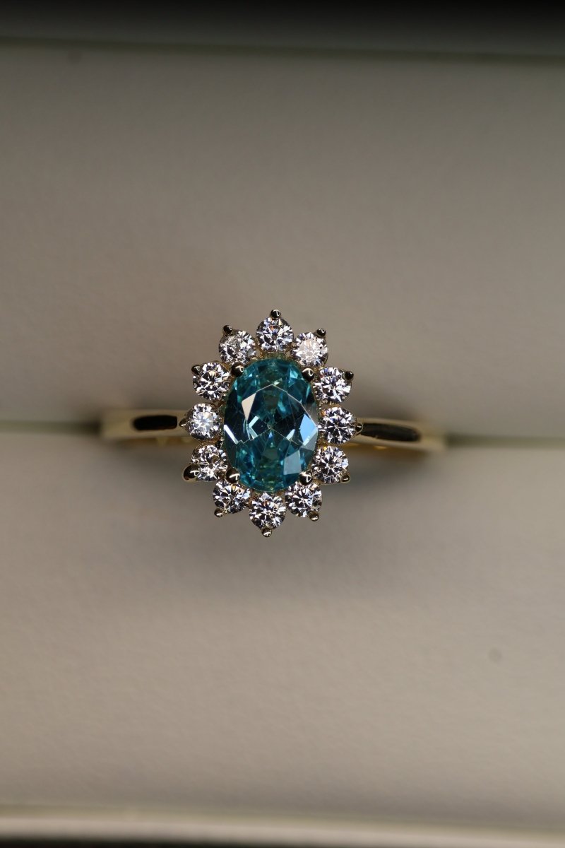 Anillo en Oro Amarillo 14k con Circonia Mod.15913 - Mouty Joyería