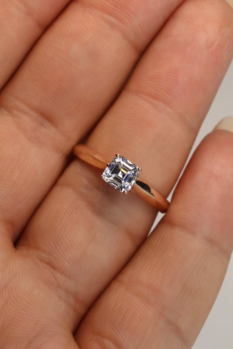 Anillo en Oro Rosa 10k con Circonia Mod.15970 - Mouty Joyería