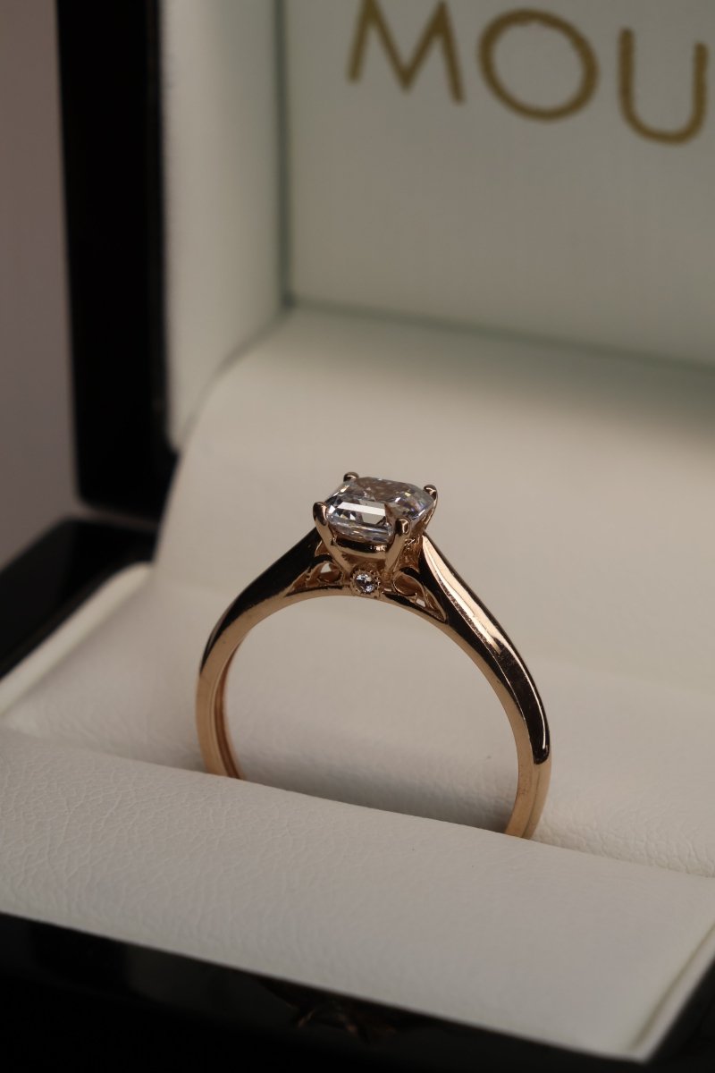 Anillo en Oro Rosa 10k con Circonia Mod.15970 - Mouty Joyería
