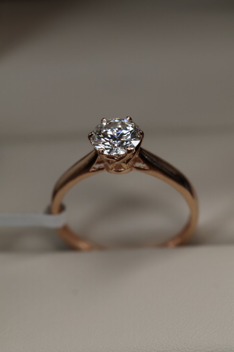 Anillo en Oro Rosa 14k con Moissanita 1.0ct Mod.15900 - Mouty Joyería