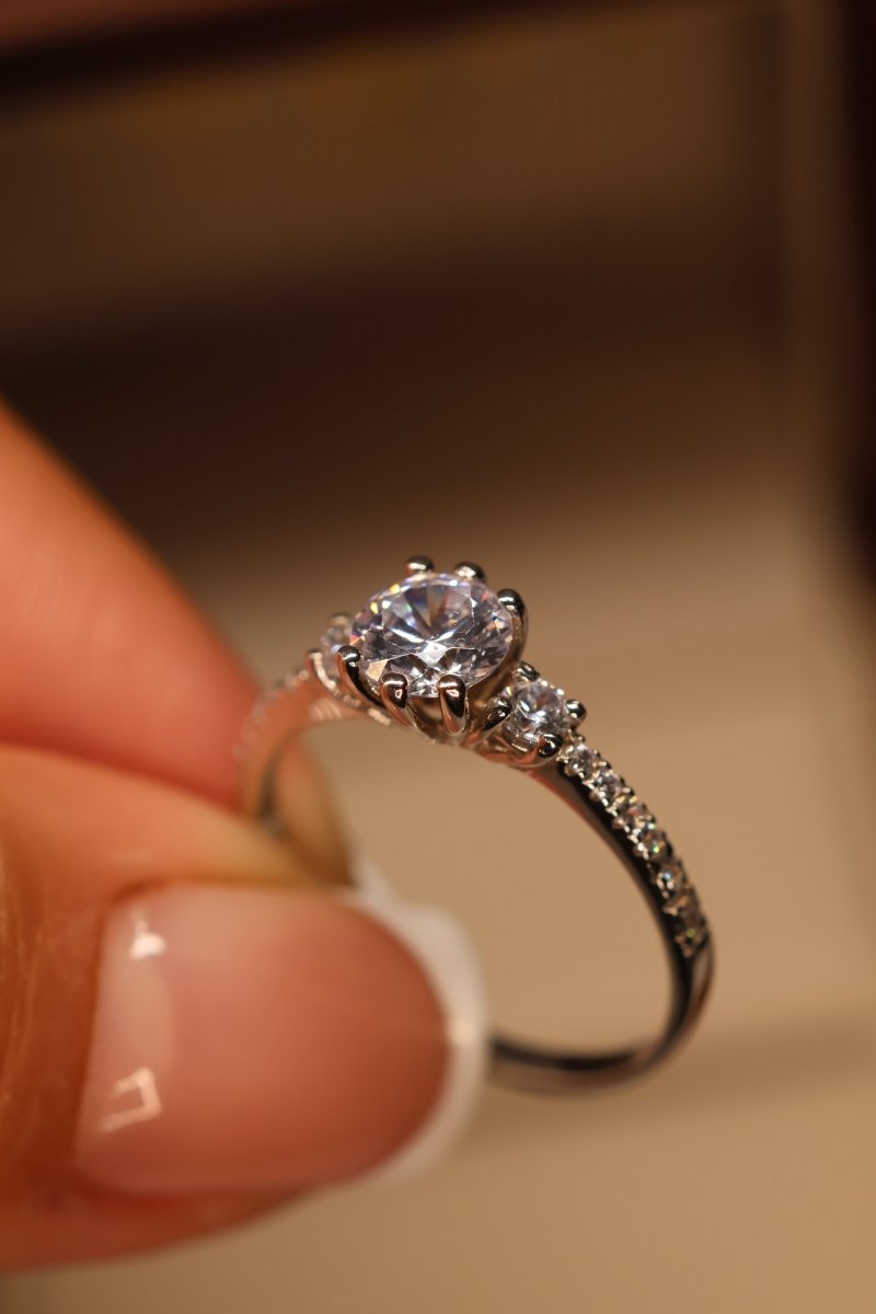 Anillo Eternia en Oro - Mouty Joyería