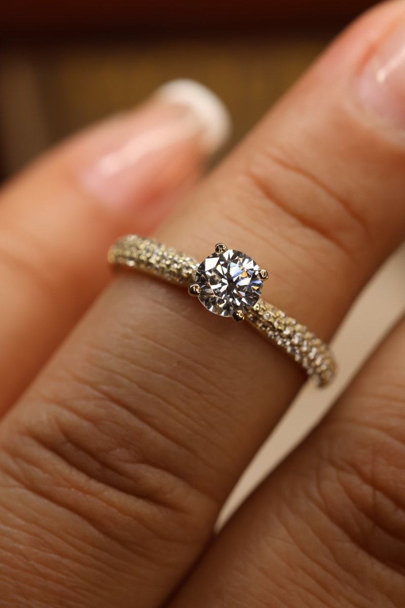 Anillo Haumea en Oro - Mouty Joyería