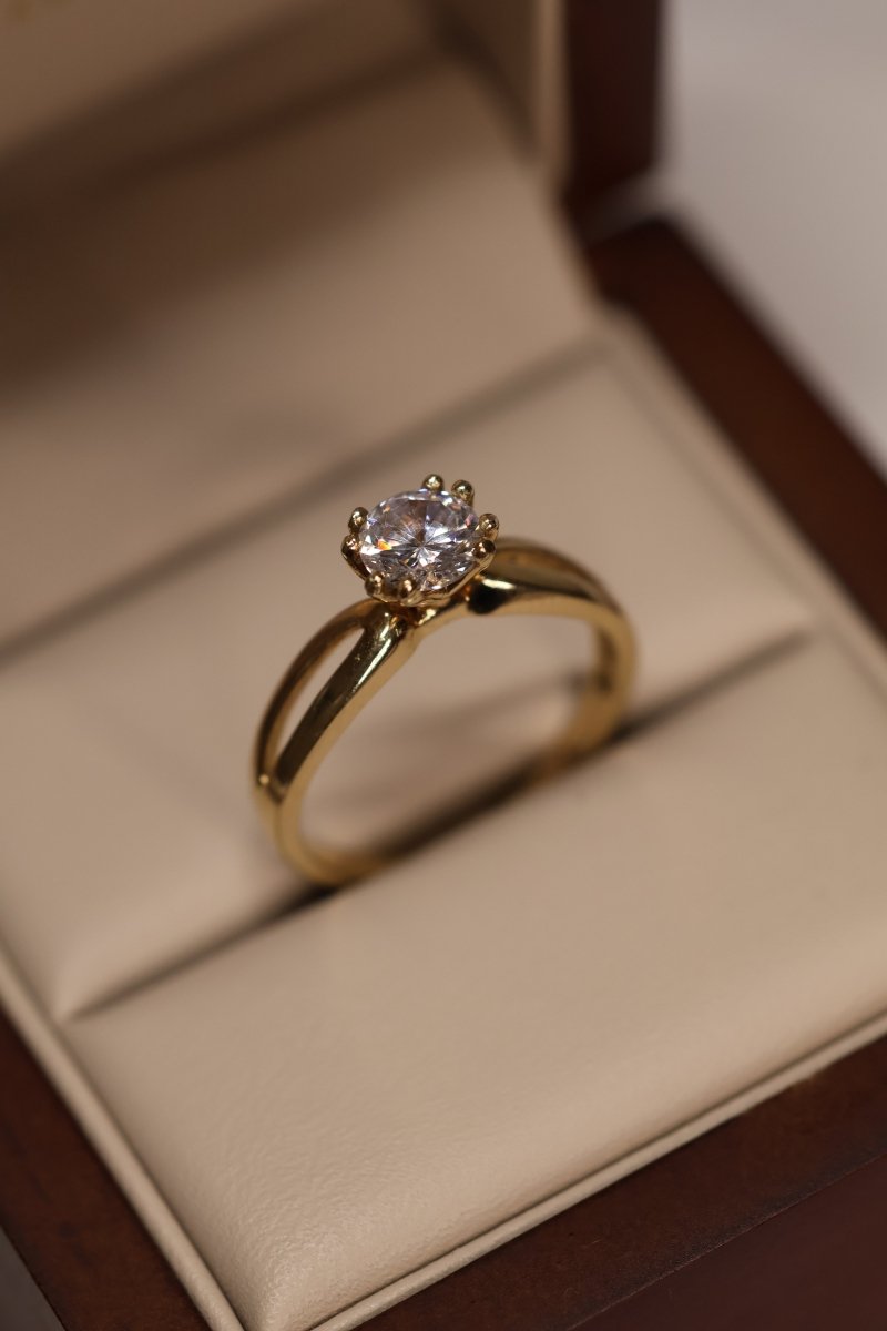 Anillo Hazel en Oro 1.00 ct - Mouty Joyería