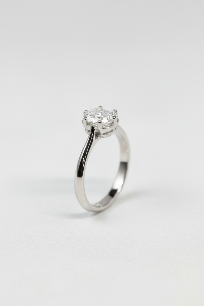 Anillo Lune en oro 1.00 ct