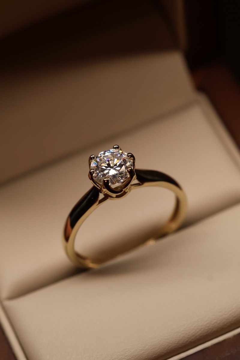 Anillo Magnolia en Oro Amarillo 10k - Mouty Joyería