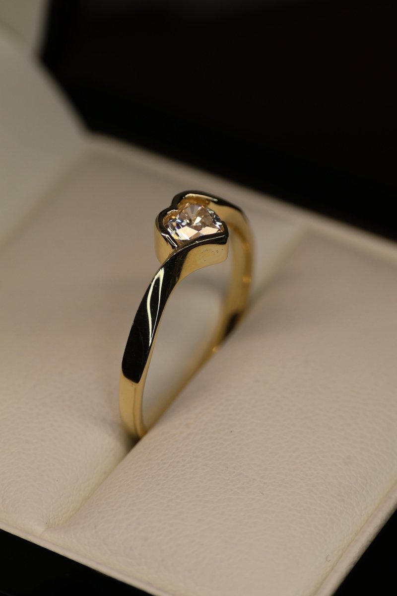 Anillo Mod 15916 en oro - Mouty Joyería