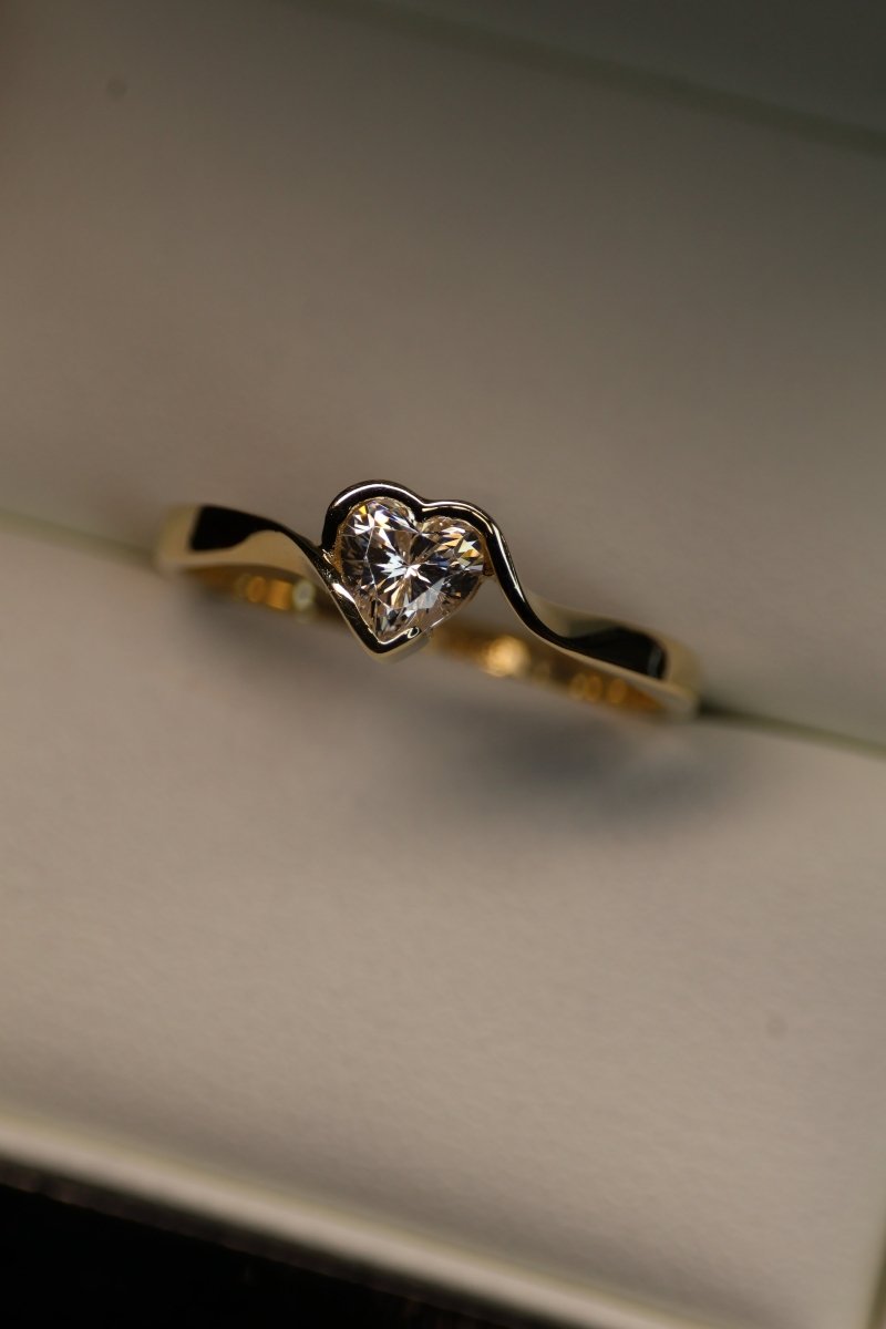 Anillo Mod 15916 en oro - Mouty Joyería