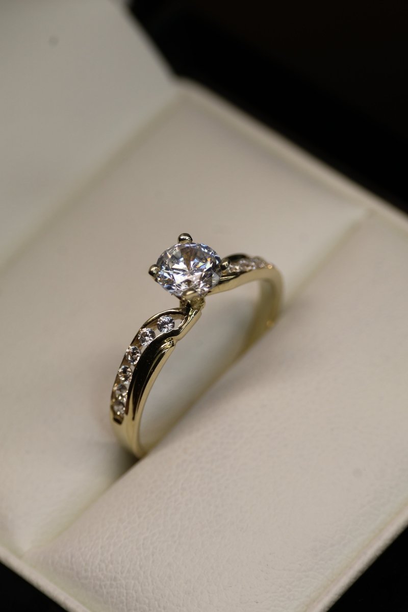 Anillo Nicte en Oro .50 ct - Mouty Joyería