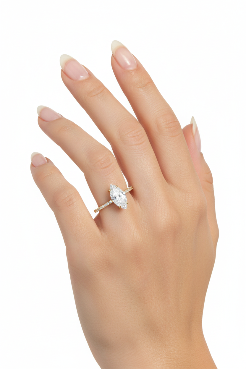 Anillo Regina pave en oro 1.00 ct