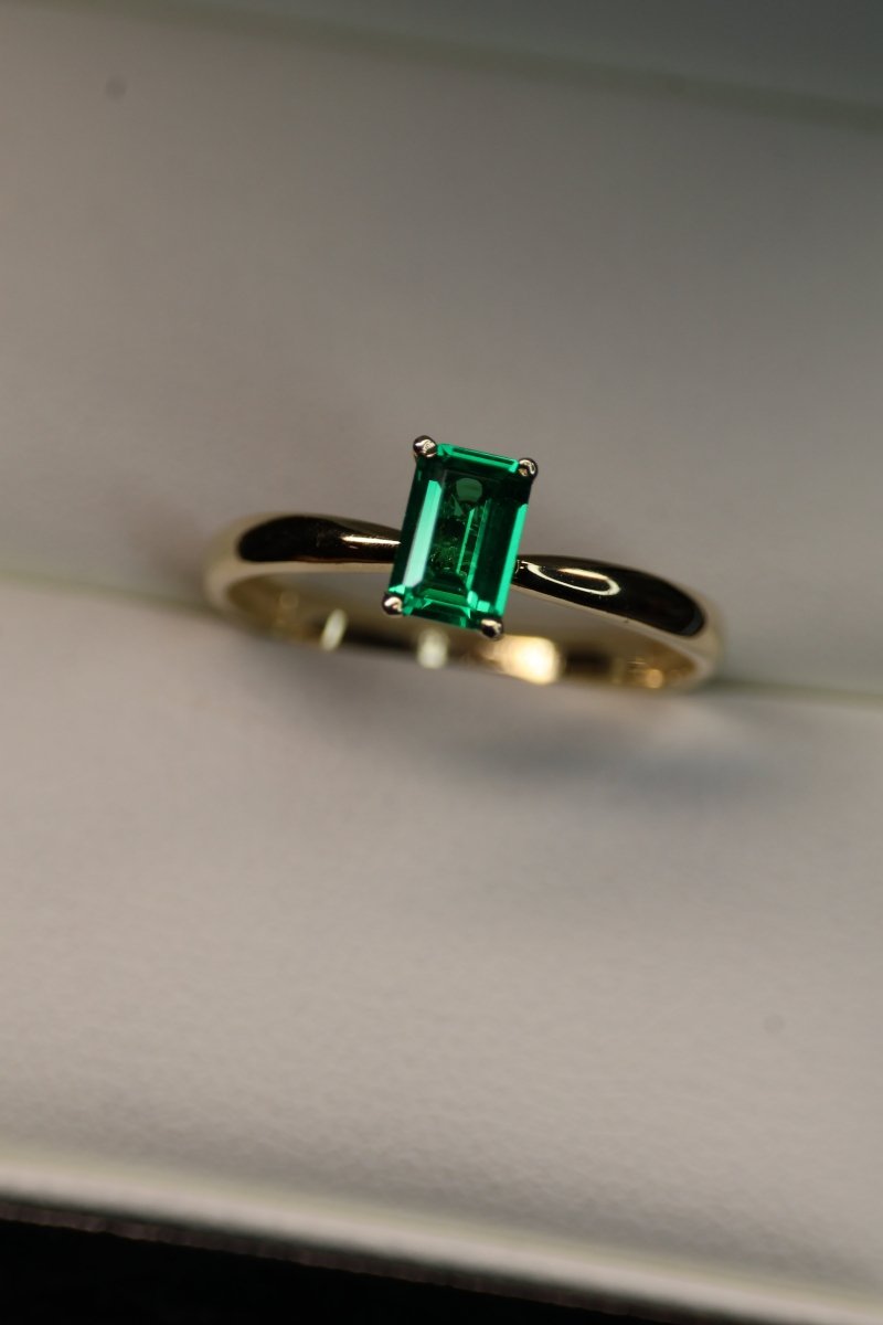 Anillo Vera en Oro .80 ct - Mouty Joyería