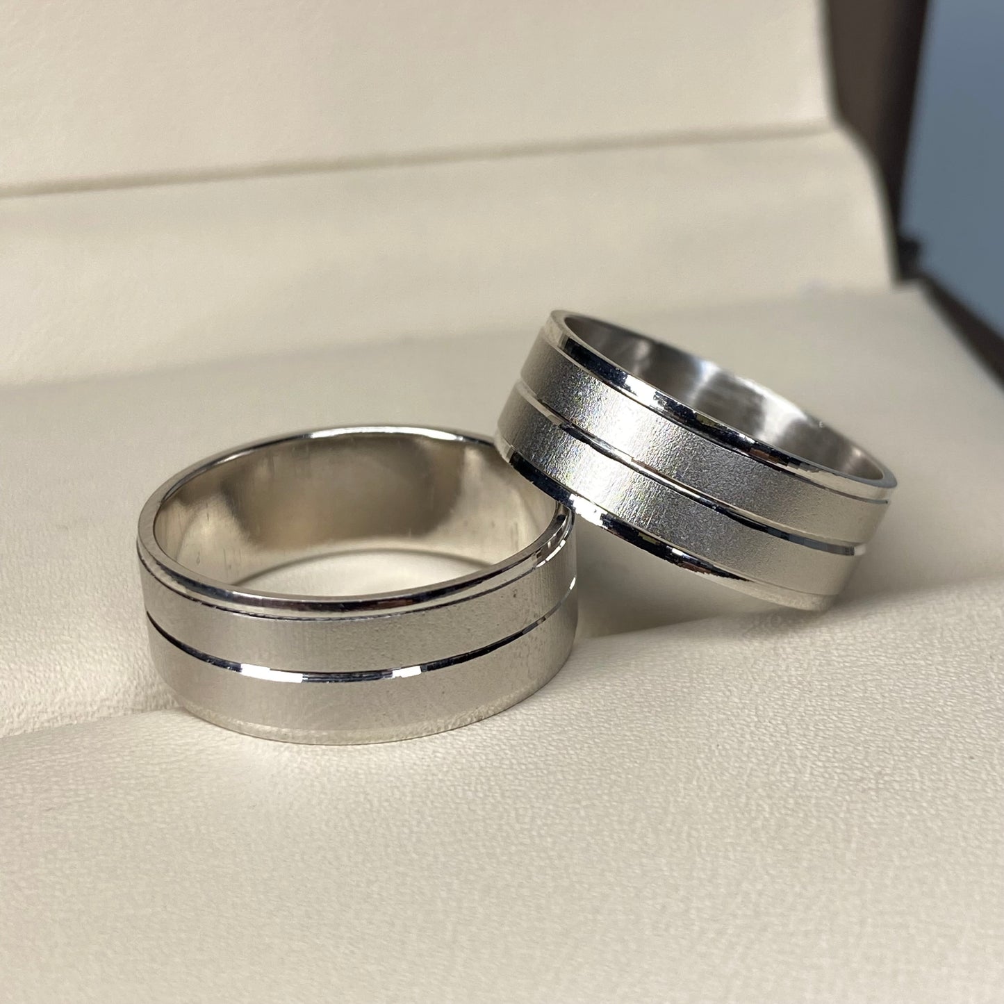 Par de argollas Lucian en oro 6mm