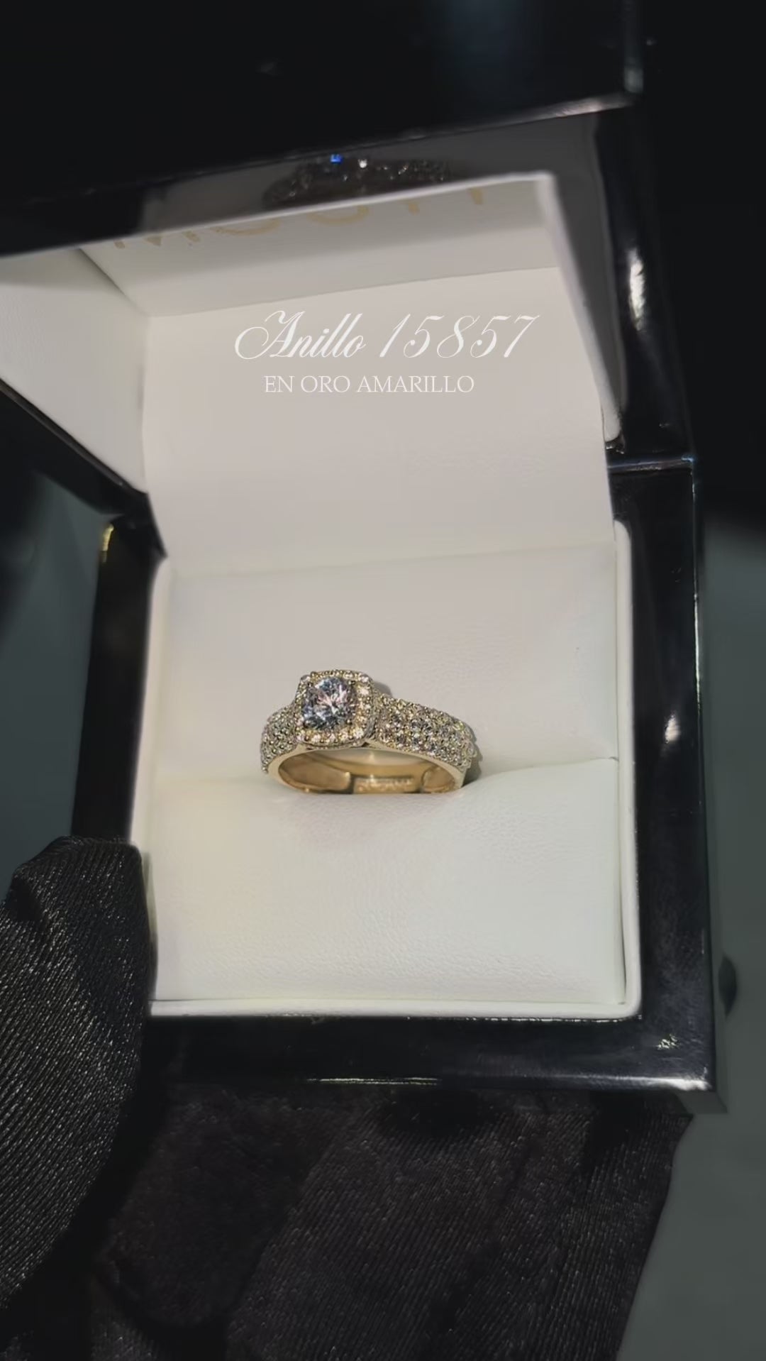 Anillo en Oro Amarillo 10k con Circonias Mod. 15857