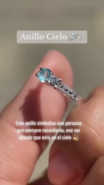Anillo Cielo en plata con circonia azul