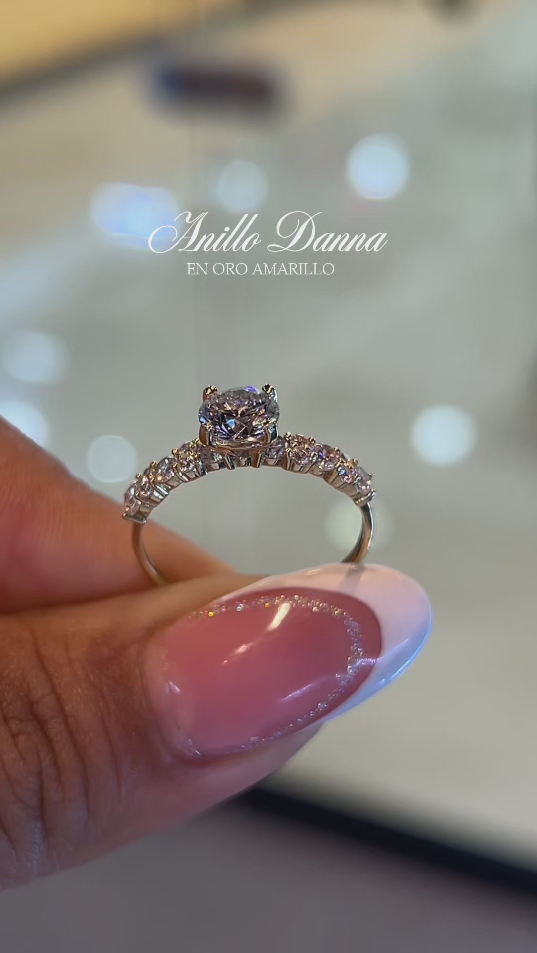 Anillo Danna en Oro 1.00 ct