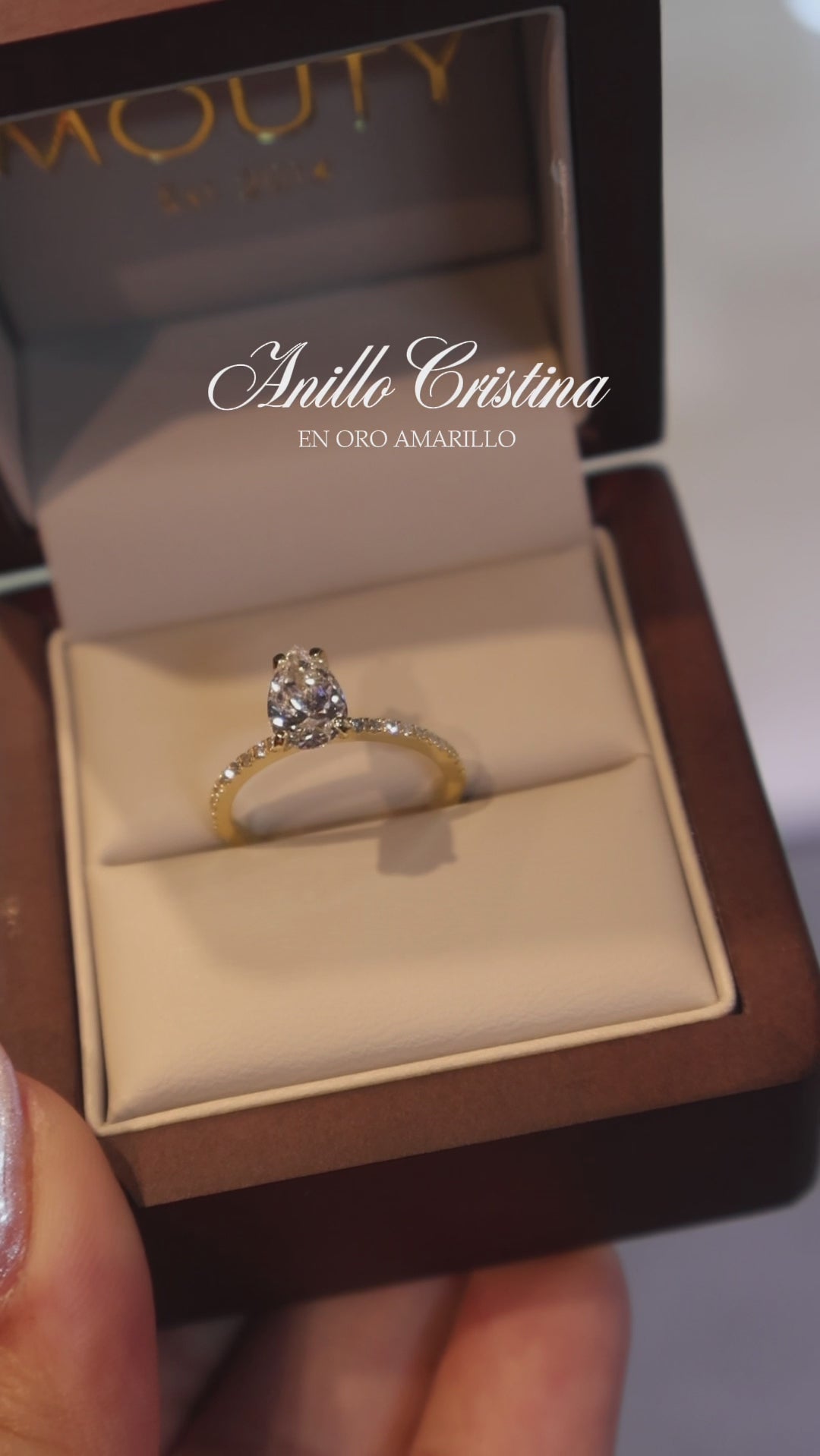 Anillo Cristina en Oro 1.00ct