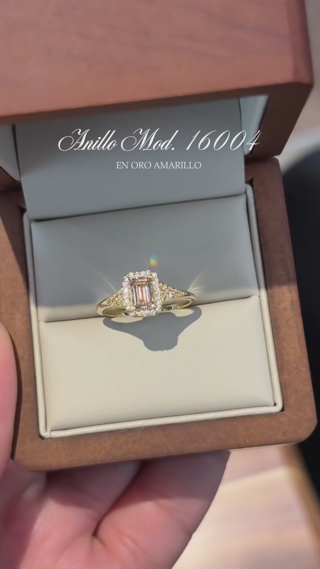 Anillo en Oro Amarillo 14k con Circonia Mod.16004