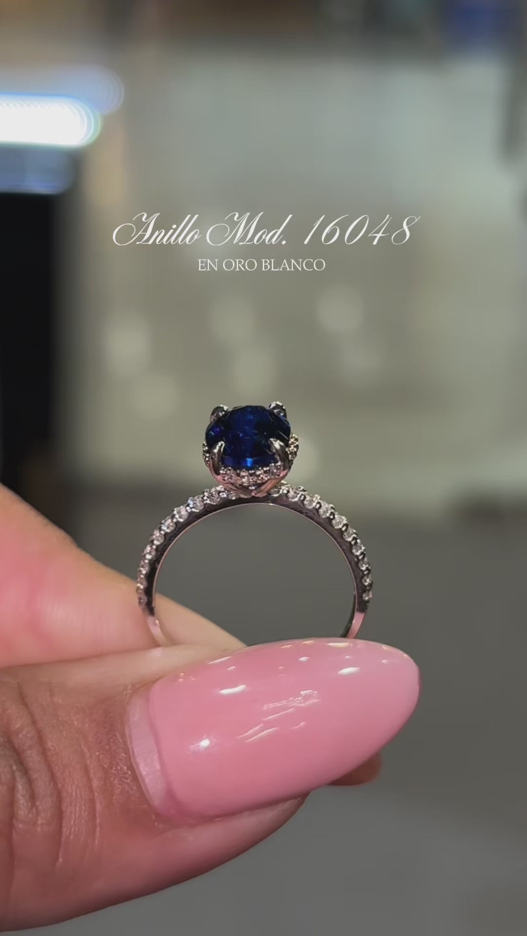 Anillo en Oro Blanco 14k con Circonias Modelo 16048