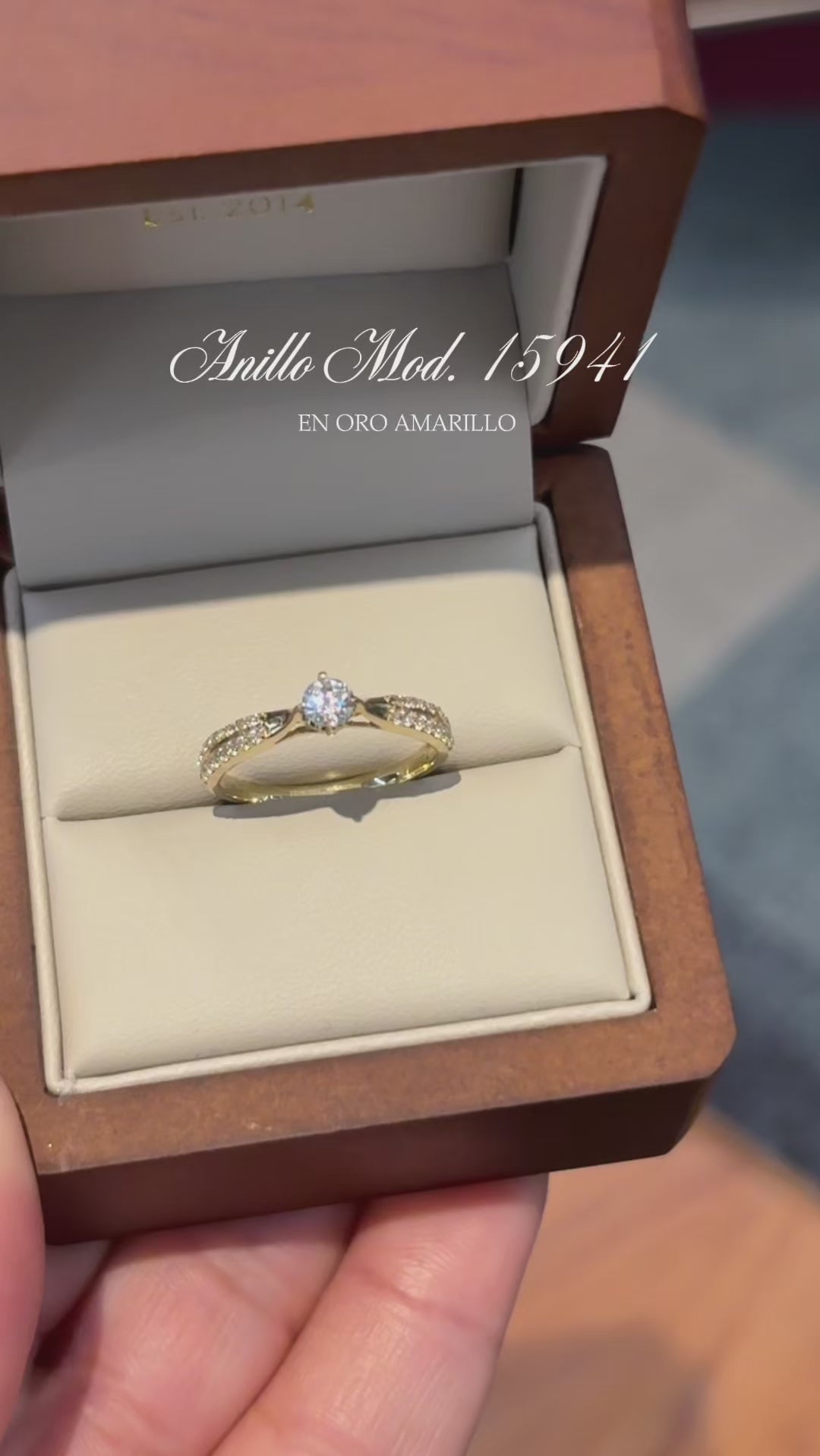 Anillo Amadeus en Oro