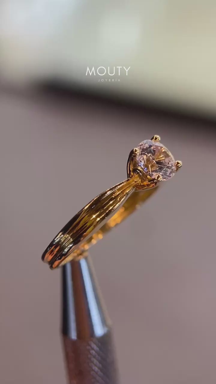 Anillo en Oro Amarillo 10k con Circonias Mod. 15503