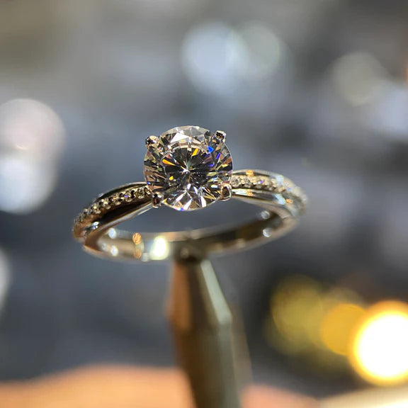 Anillo de compromiso en oro