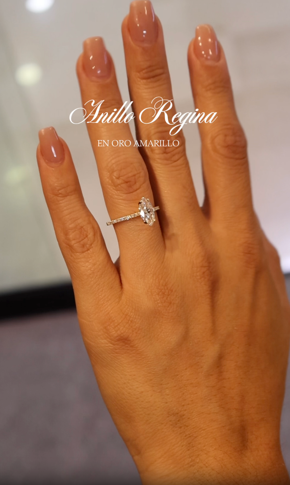 Anillo Regina en oro 1.00 ct