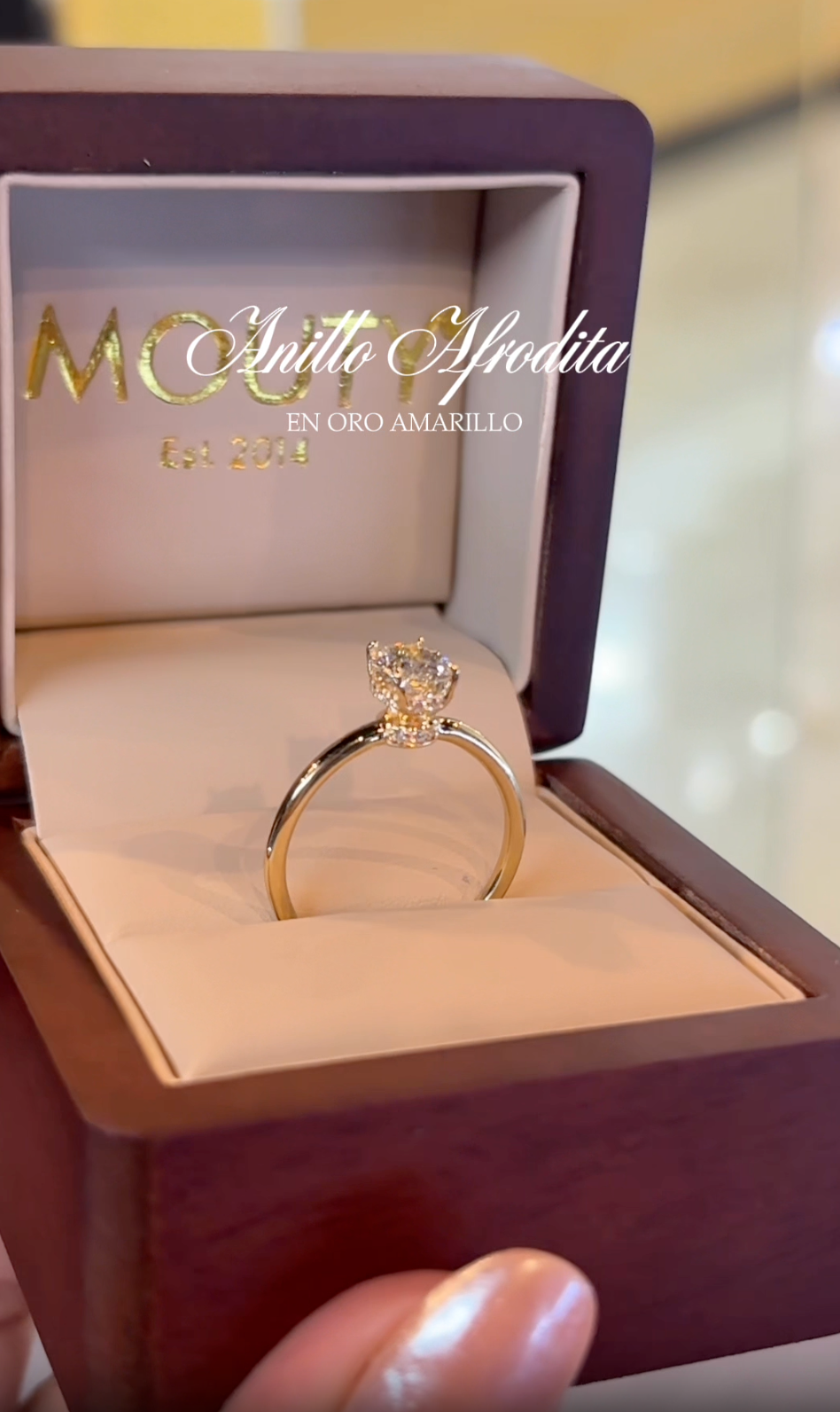 Anillo Afrodita en Oro 1.00 ct