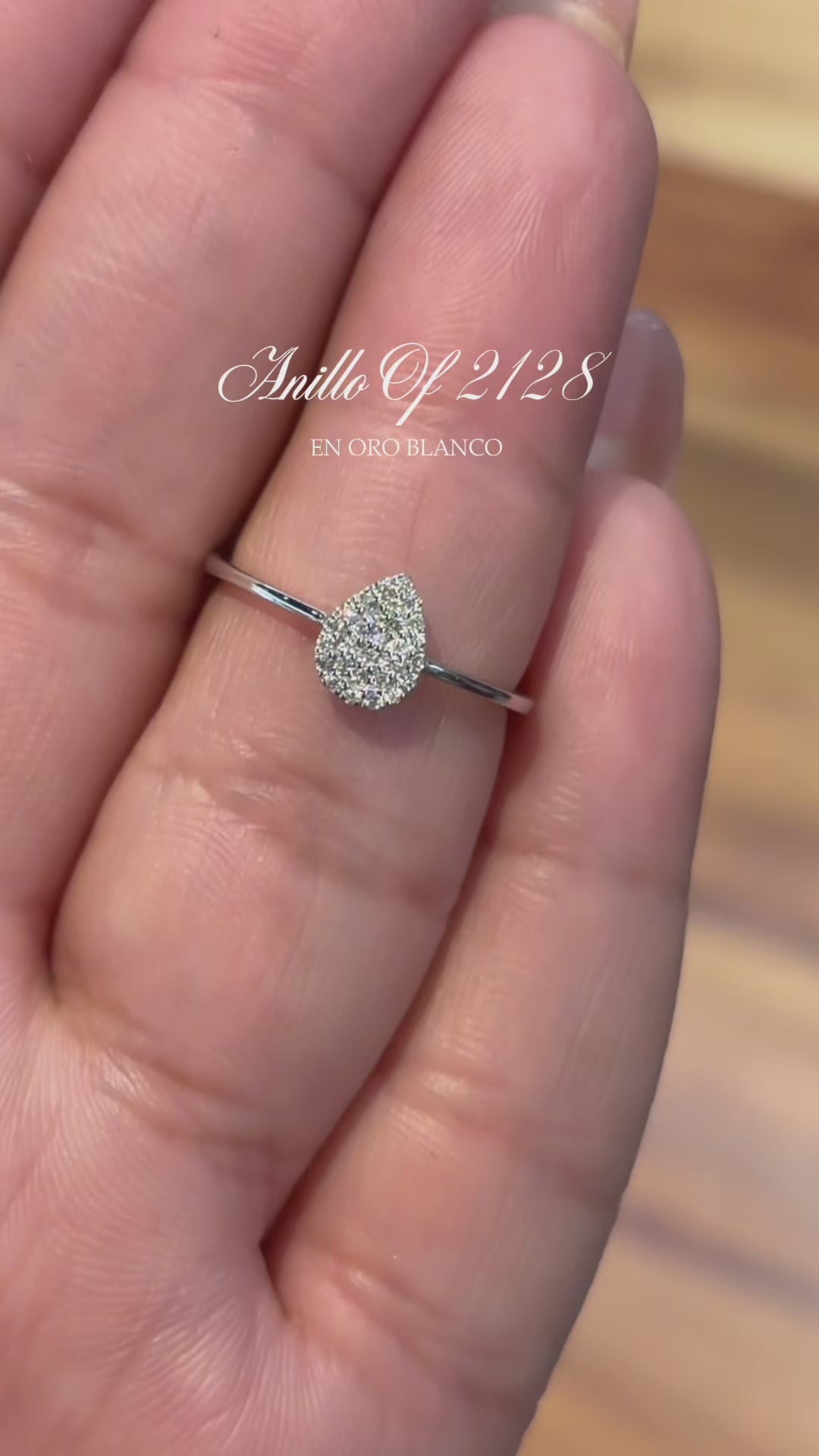 Anillo en Oro Blanco de 14k con Diamante Natural .15cts  Mod: OF2128
