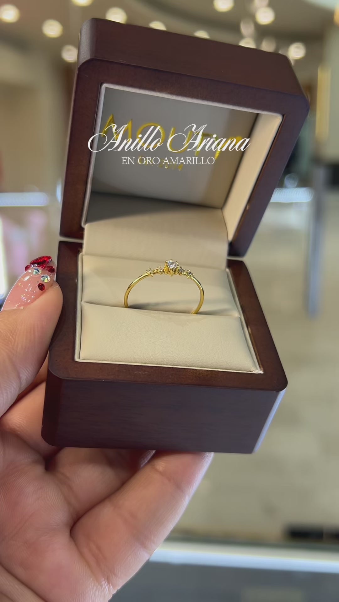 Anillo Ariana en Oro Amarillo de 18k con circonias