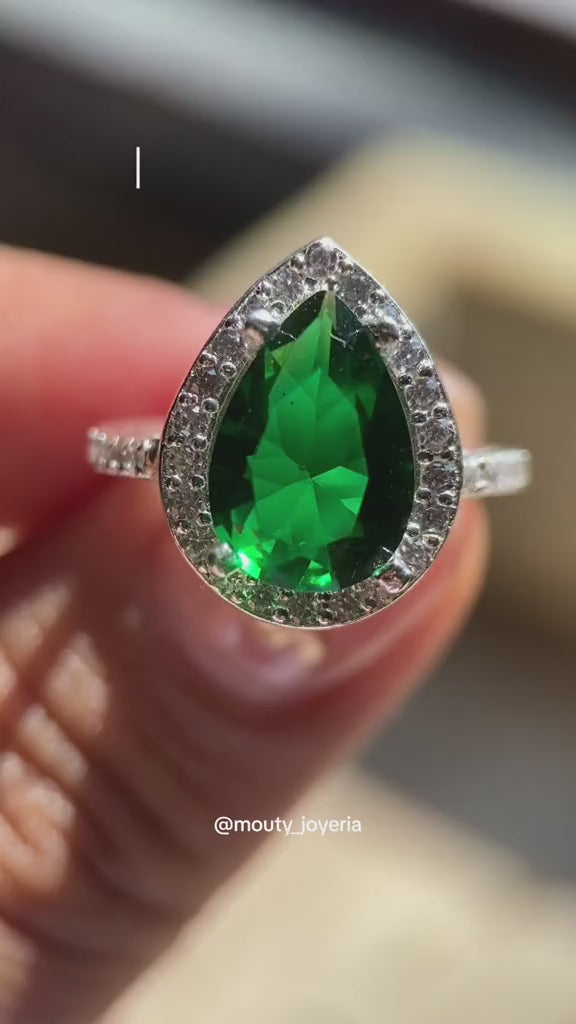 Anillo Polet en plata con circonia verde inspirado en Hurrem