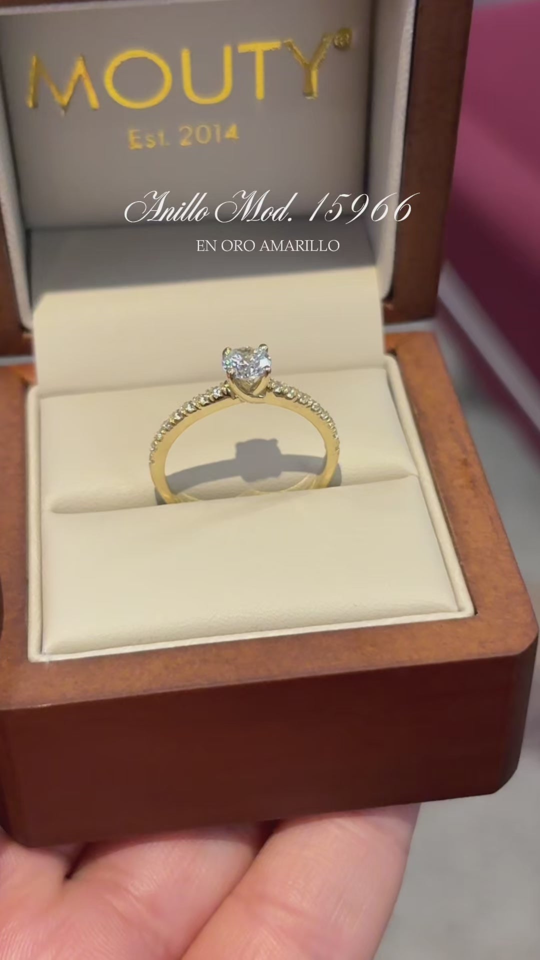 Anillo en Oro Amarillo 10k con Circonia Mod.15966