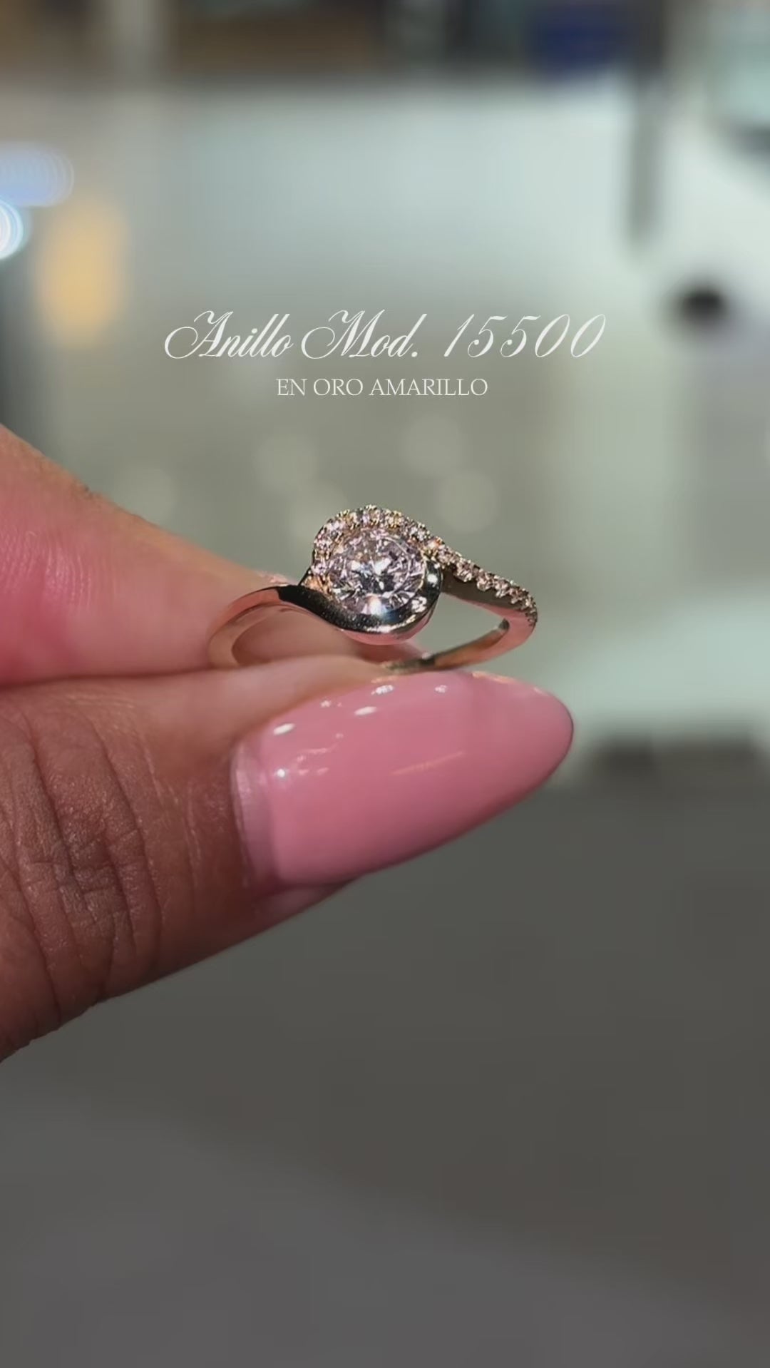 Anillo en Oro Amarillo 10k con Circonias Mod. 15500