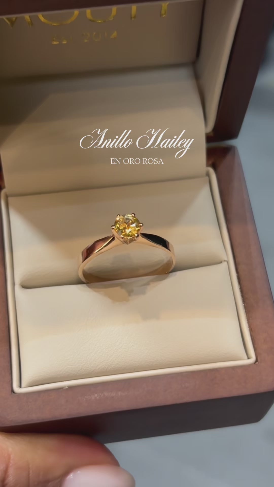 Anillo Hailey en Oro Rosa 14k con Topacio 0.50 ct