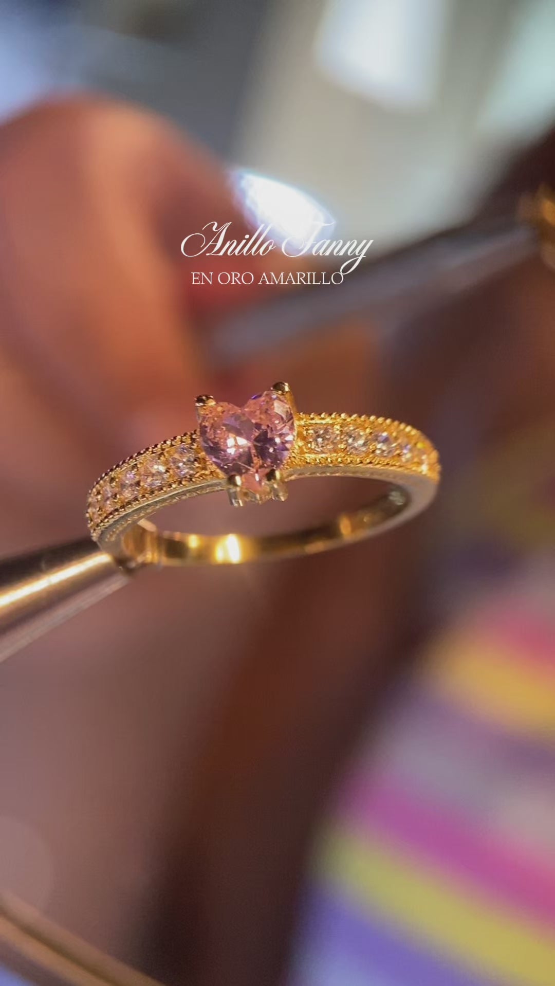 Fanny ring in 10k yellow gold with white zirconia