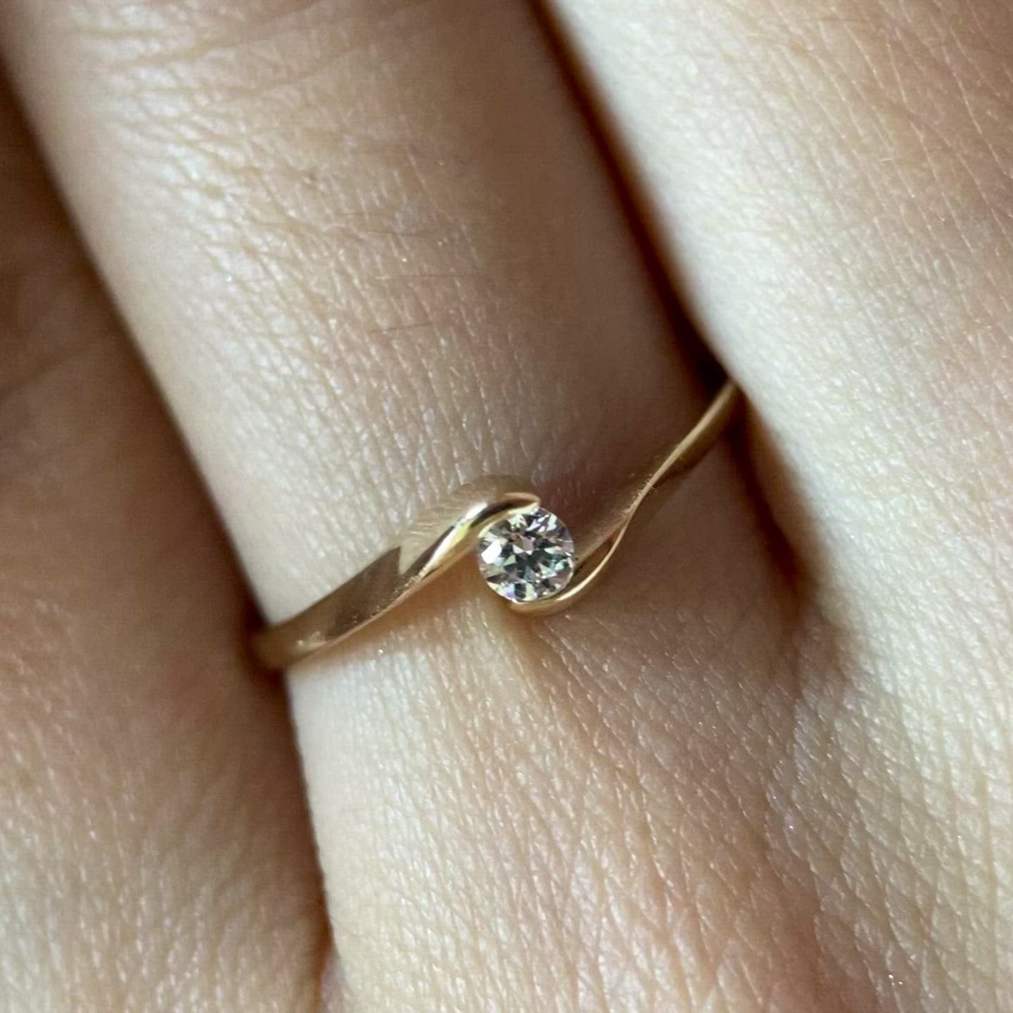 Anillo de compromiso en oro