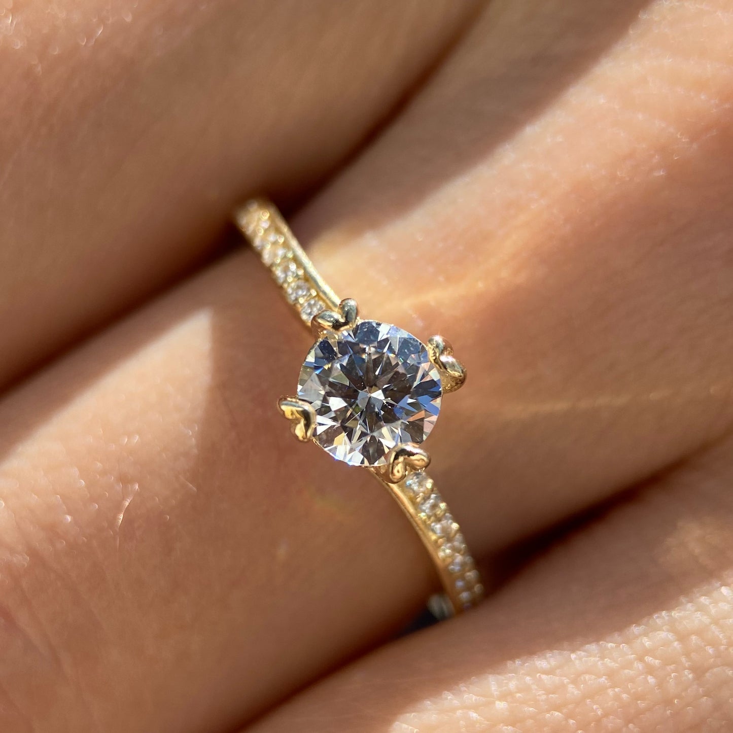 Anillo de compromiso en oro