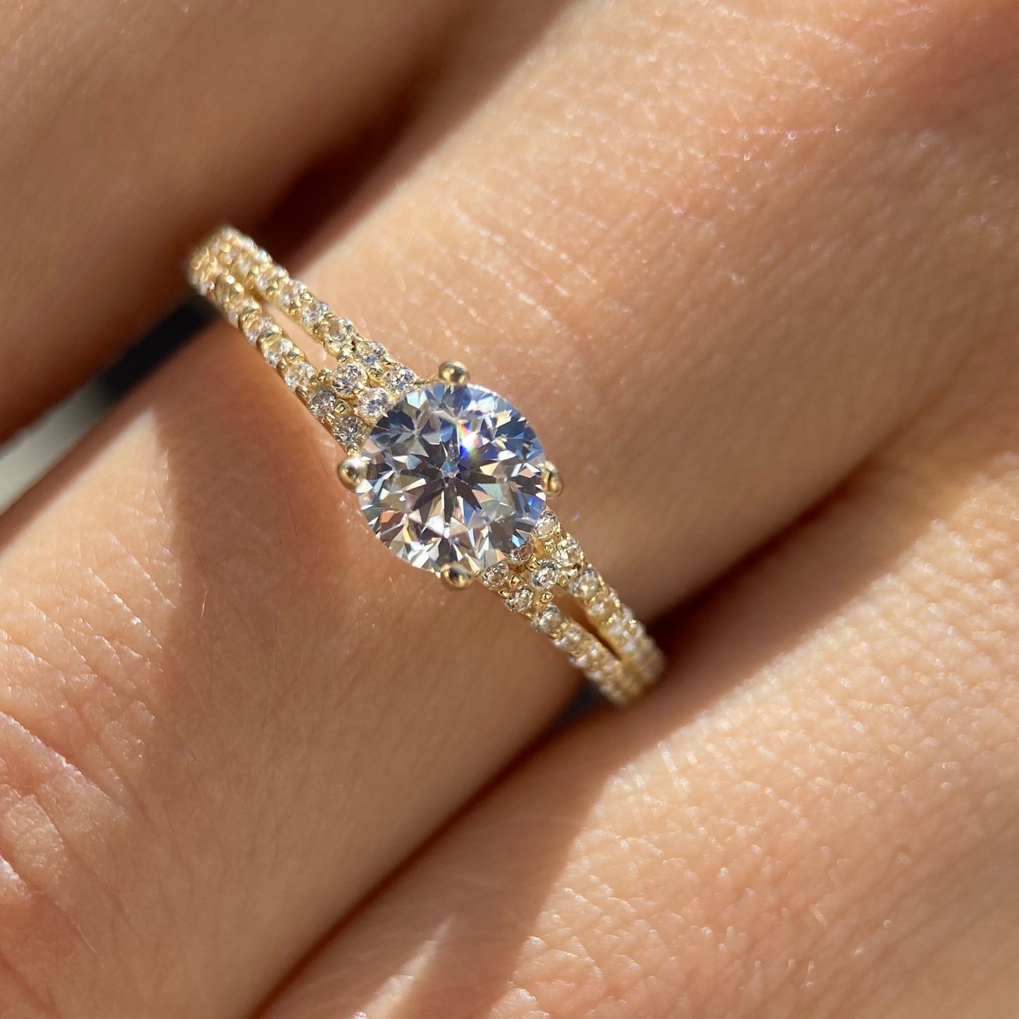 Anillo de compromiso en oro